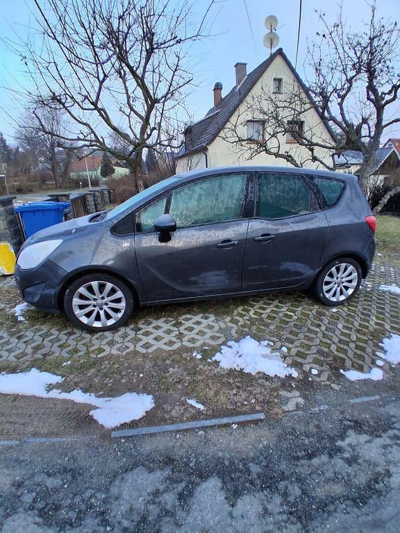 Gebraucht Opel Meriva Edition 140 PS (102 kW) 2011 Grau Van / Kleinbus