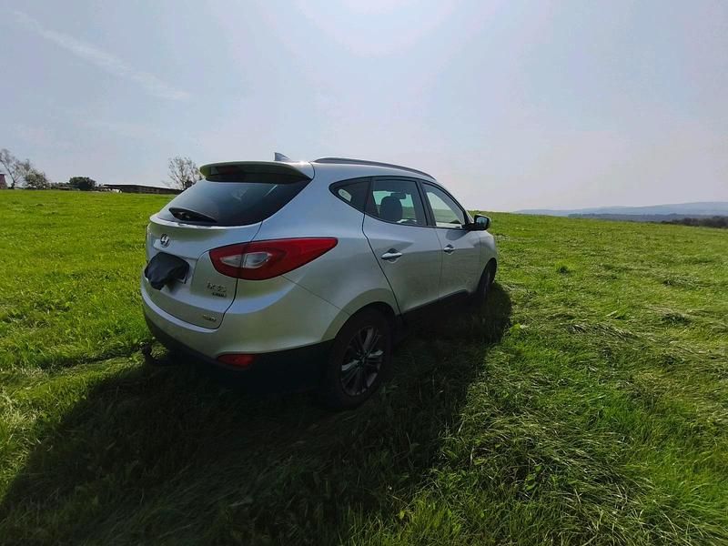 Gebraucht Hyundai ix35 184 PS (135 kW) 2015 Silber SUV