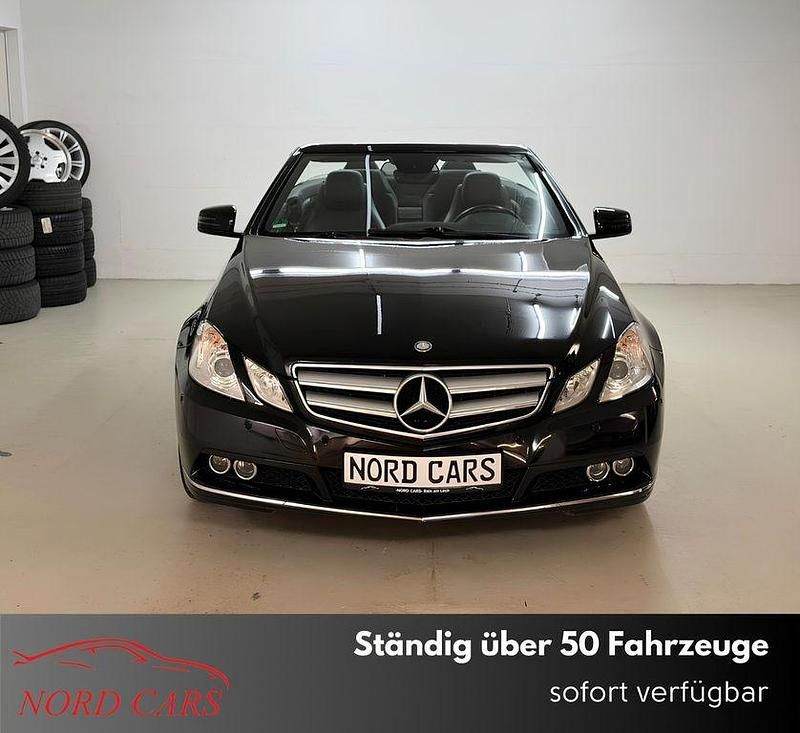 Second-hand Mercedes E250 204 CP (150 kW) 2011 Negru Cabrio