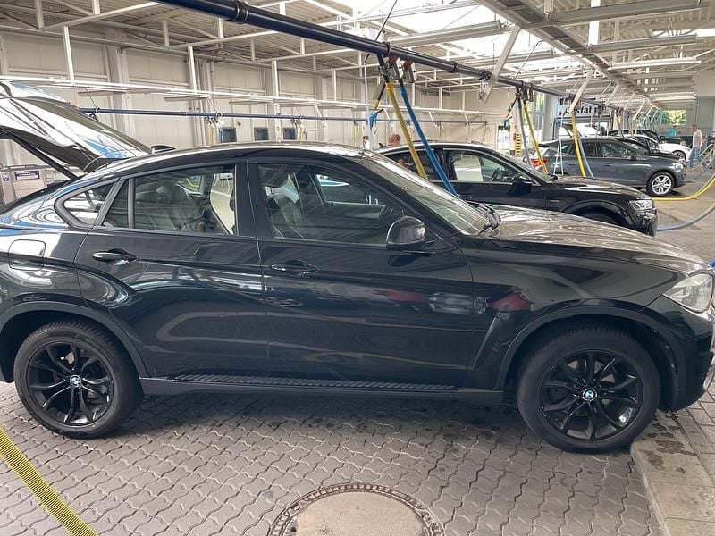 Schwarz Gebraucht 2015 BMW X6 SUV | 23.980 € (Guter Preis) - Bild 1/4