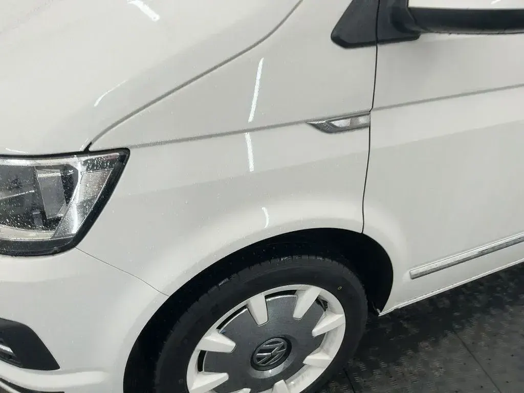 Gebraucht VW T6.1 Comfortline 199 PS (146 kW) 2019 Weiß Van