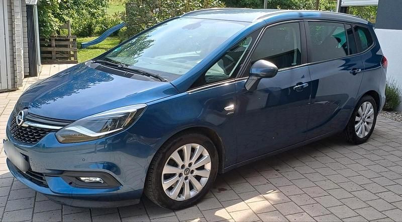 Blau Gebraucht 2016 Opel Zafira Tourer Van / Kleinbus | 9.999 € (Fairer Preis) - Bild 1/4