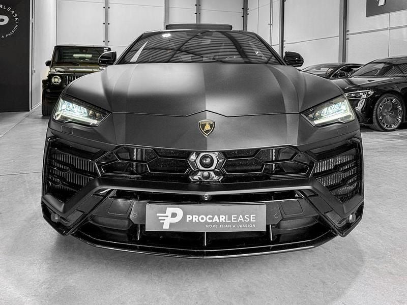 Second-hand Lamborghini Urus 650 CP (478 kW) 2021 Negru SUV