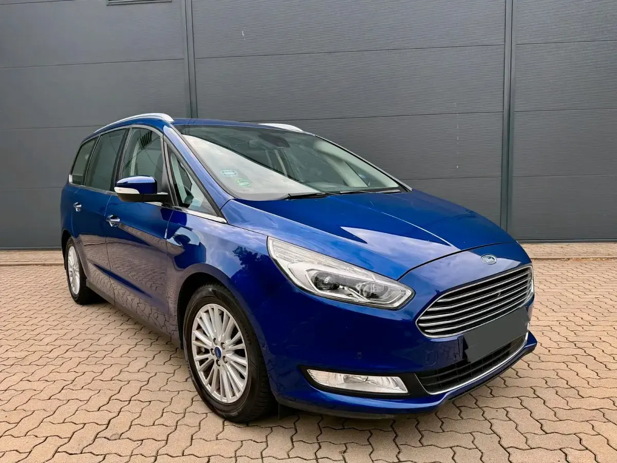 Gebraucht Ford Galaxy Titanium 179 PS (131 kW) 2017 Blau Van / Kleinbus