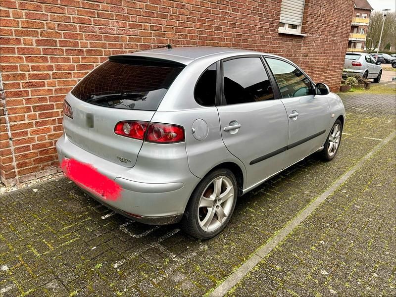Gebraucht Seat Ibiza 75 PS (55 kW) 2006 Silber Kleinwagen