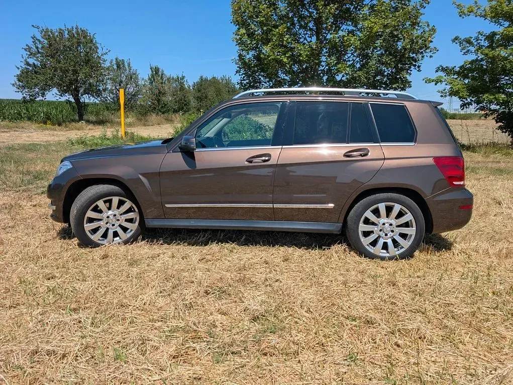 Gebraucht Mercedes GLK350 265 PS (194 kW) 2014 Braun SUV