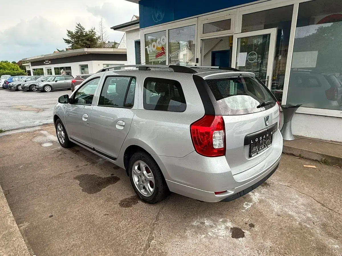 Gebraucht Dacia Logan 90 PS (66 kW) 2014 Silber Kombi