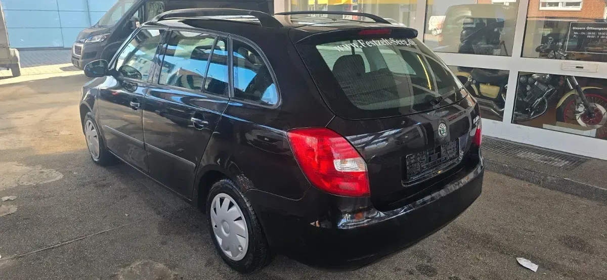 Gebraucht Skoda Fabia Ambiente 69 PS (50 kW) 2009 Schwarz Kombi