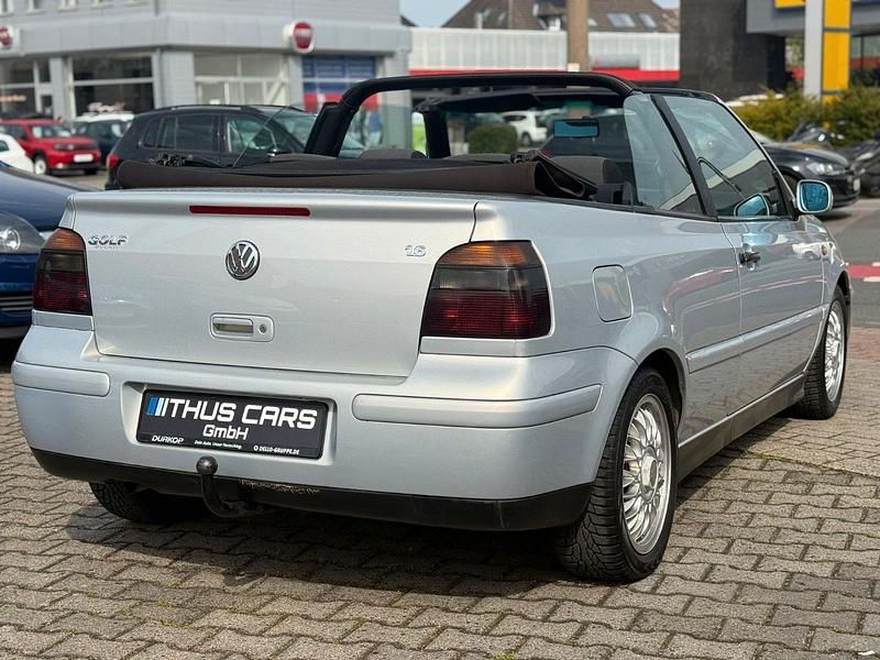 Brugt VW Golf Cabriolet 101 HK (74 kW) 1998 Sølv Cabriolet