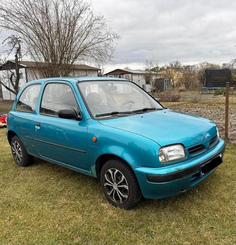 Gebraucht Nissan Micra 54 PS (39 kW) 1998 Blau Kleinwagen