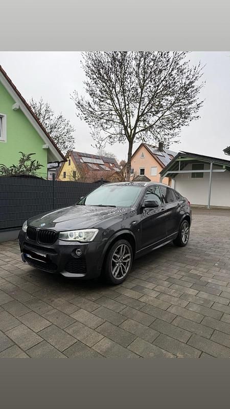 Grau Gebraucht 2016 BMW X4 M Performance SUV | 20.500 € (Guter Preis) - Bild 1/4