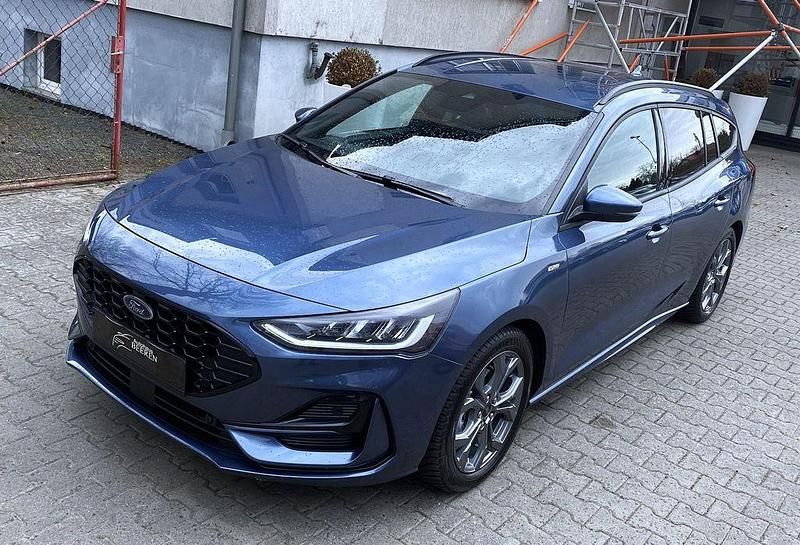 Gebraucht Ford Focus ST-Line 155 PS (114 kW) 2024 Blau Limousine