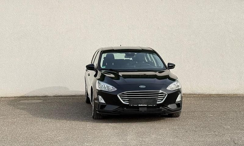 Gebraucht Ford Focus Cool & Connect 151 PS (111 kW) 2018 Schwarz Limousine