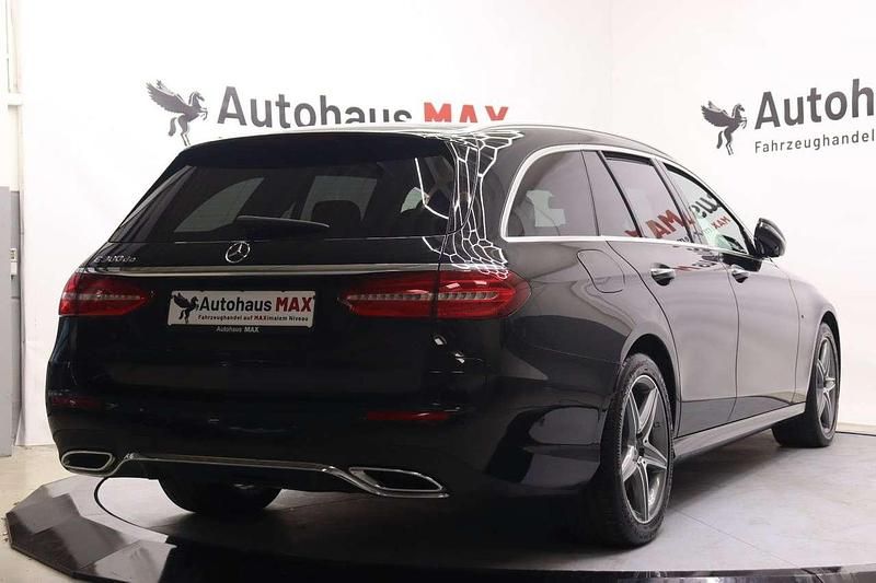 Gebraucht Mercedes E300 194 PS (142 kW) 2019 Schwarz Kombi