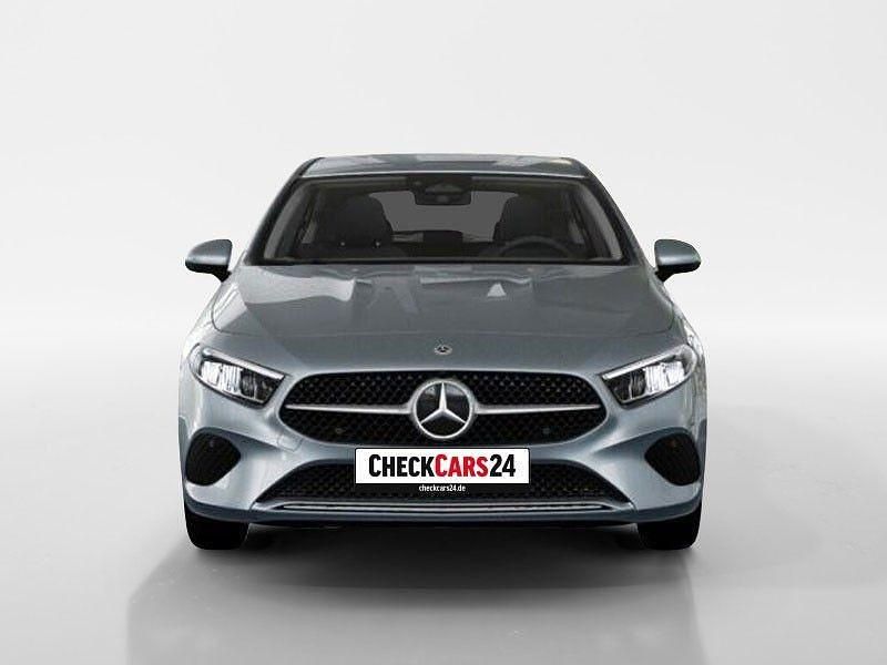 Gebraucht Mercedes A180 Progressive 136 PS (100 kW) 2024 Silber Limousine