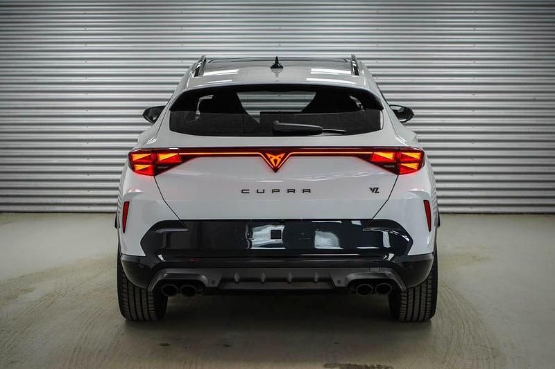 Neu Cupra Formentor VZ 333 PS (244 kW) 2025 Glacial white SUV