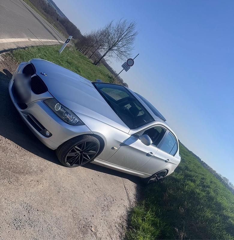 Gebraucht BMW 335 400 PS (294 kW) 2010 Silber Limousine