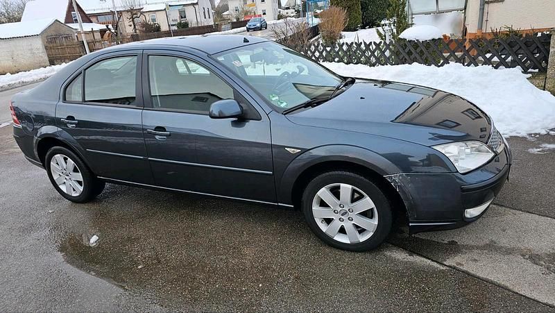 Grau Gebraucht 2006 Ford Mondeo Limousine | 2.599 € (Fairer Preis) - Bild 1/4