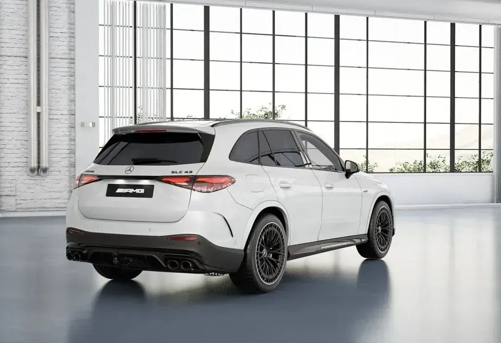 Gebraucht Mercedes GLC43 AMG AMG 421 PS (309 kW) 2025 Weiss manufaktur lack manufakt SUV