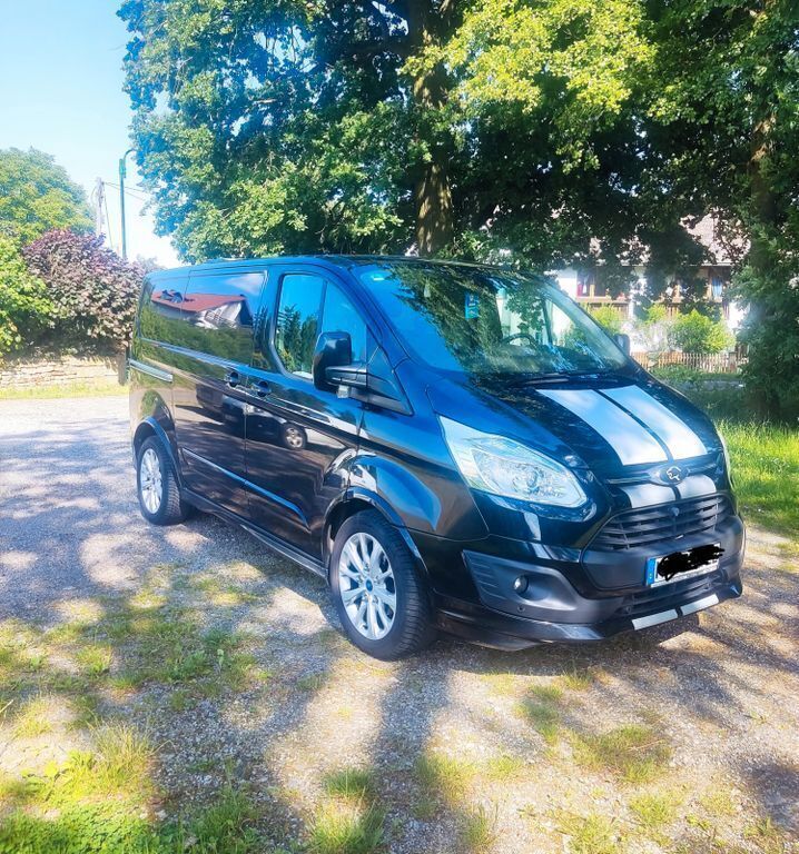 Schwarz Gebraucht 2015 Ford Transit Custom Van / Kleinbus | 17.900 € (Guter Preis) - Bild 1/4