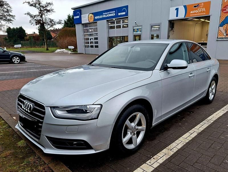 Gebraucht Audi A4 Ambition 170 PS (125 kW) 2012 Silber Limousine
