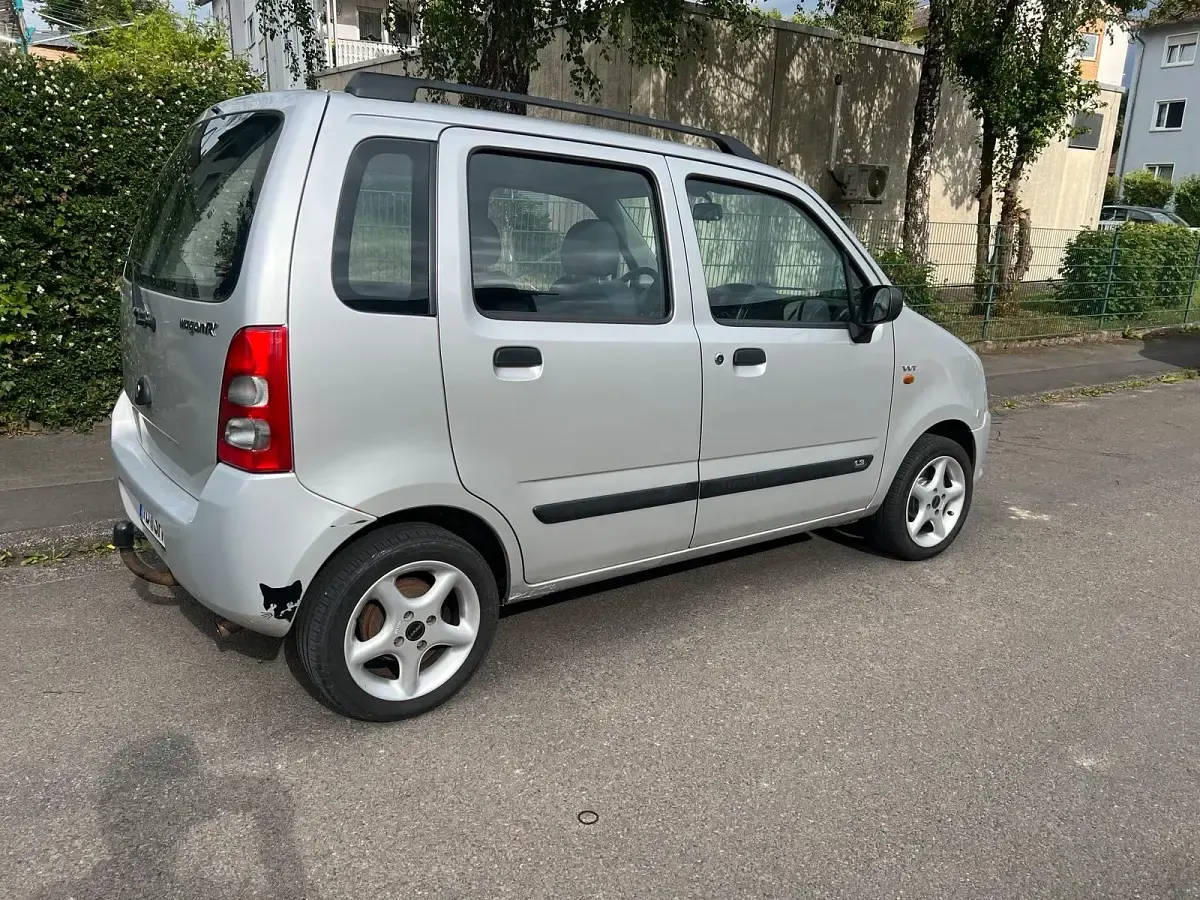 Gebraucht Suzuki Wagon R+ 75 PS (55 kW) 2005 Silber Van / Kleinbus
