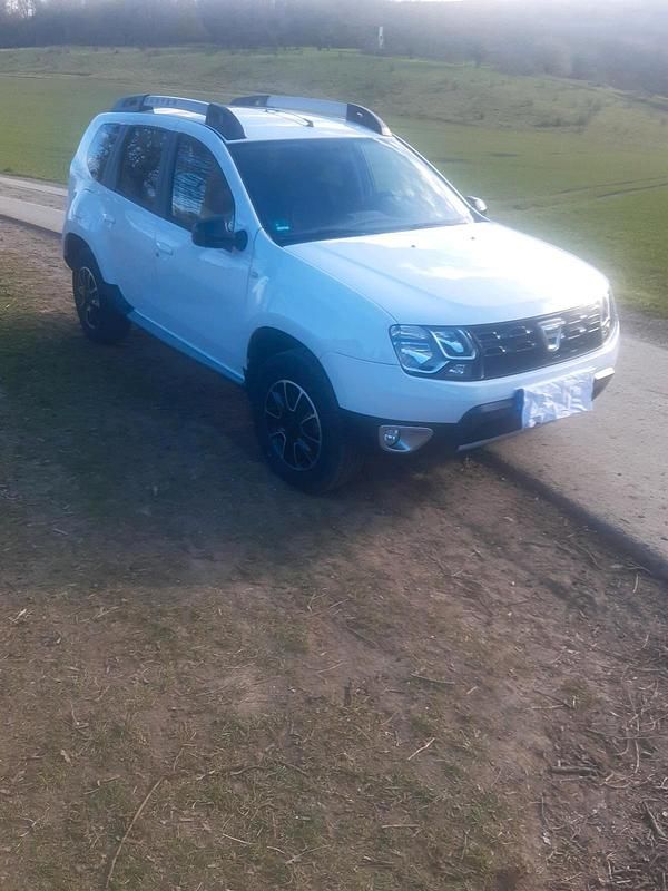 Gebraucht Dacia Duster 125 PS (91 kW) 2017 Weiß SUV
