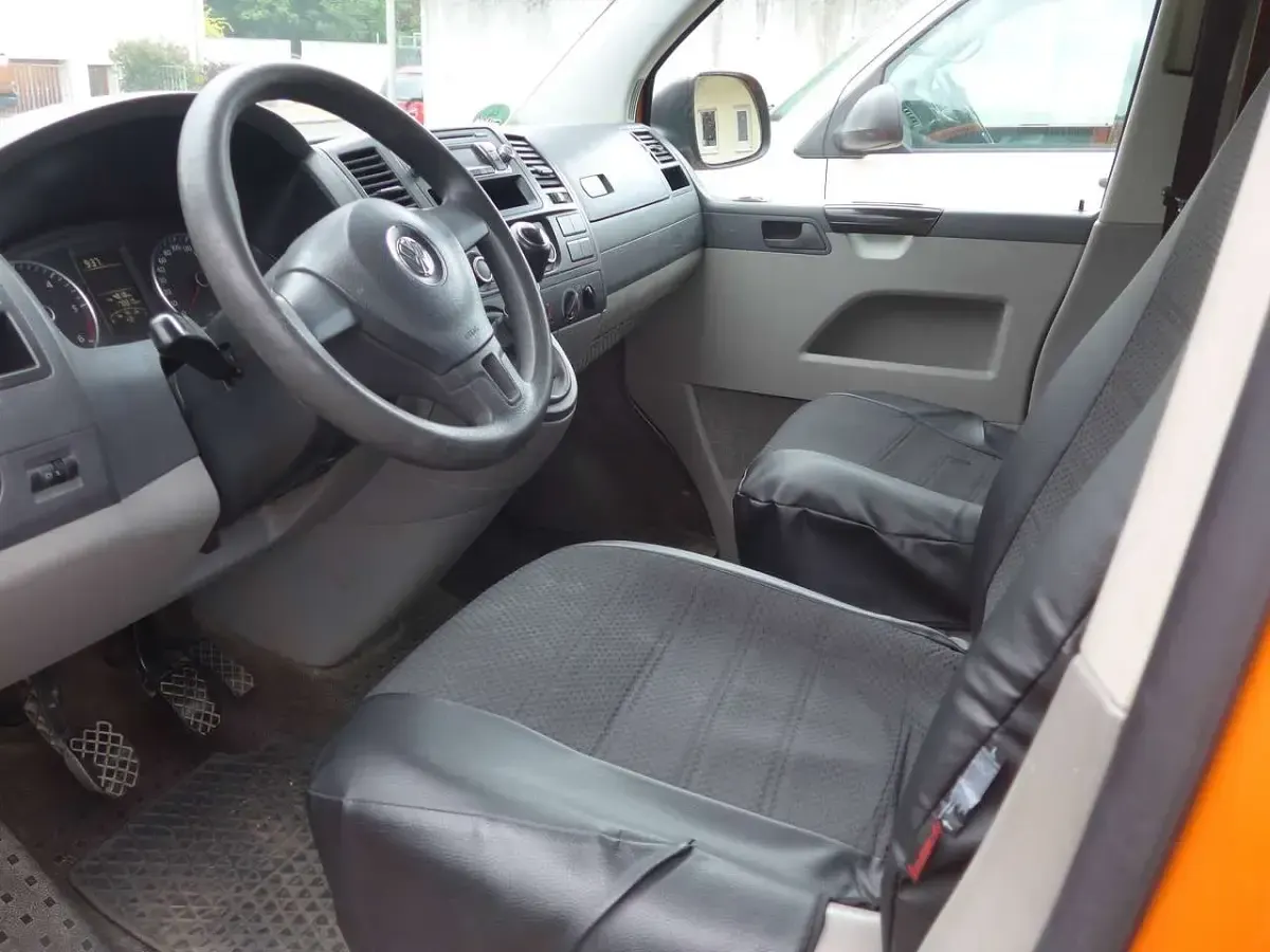 Gebraucht VW Transporter 140 PS (102 kW) 2012 Leuchtorange Van