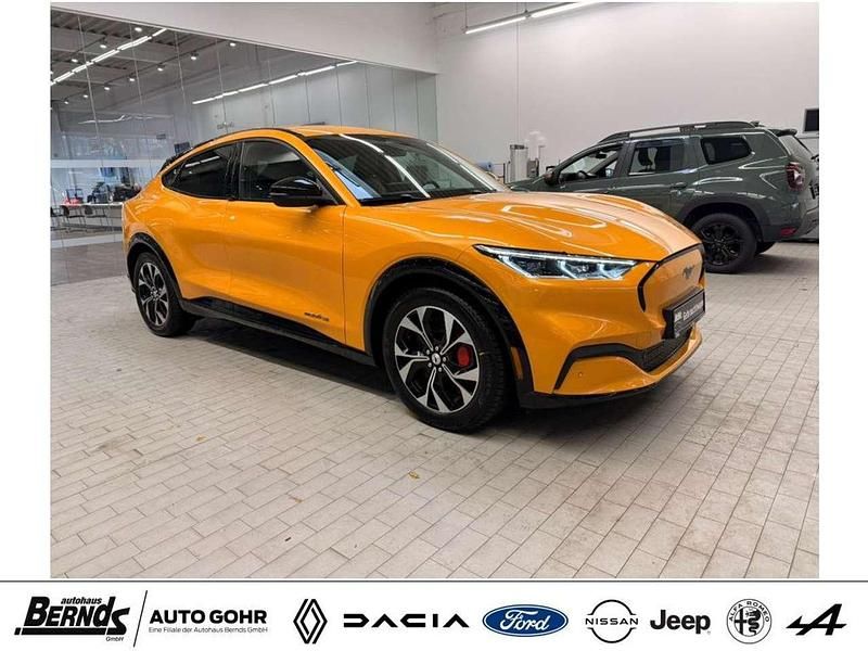 Gebraucht Ford Mustang Mach-E 197 kW (269 PS) 2022 Cyber orange metallic SUV