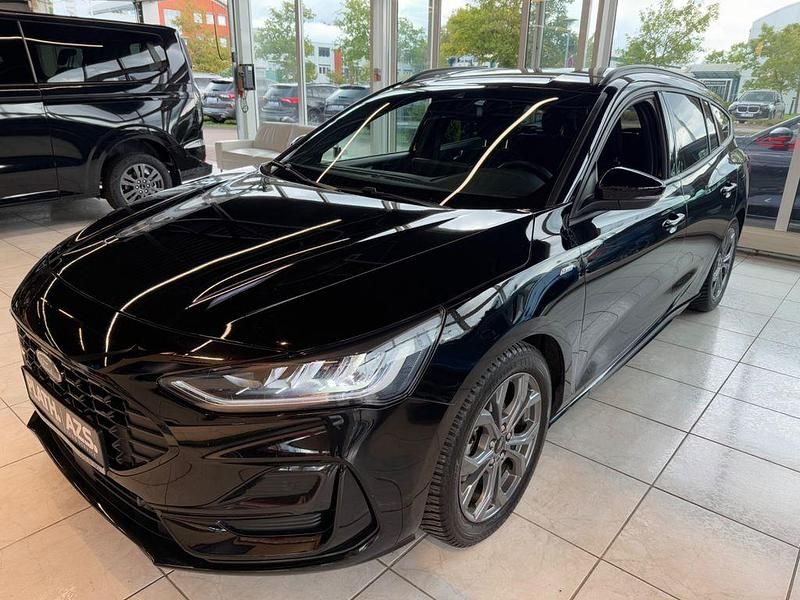 Gebraucht Ford Focus ST-Line 125 PS (91 kW) 2024 Schwarz Limousine