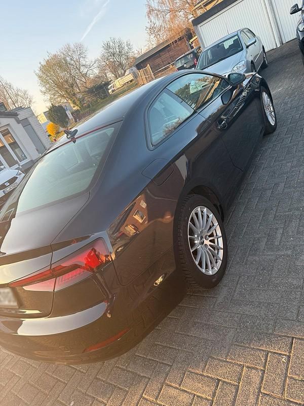 Gebraucht Audi A5 190 PS (139 kW) 2018 Andere farben Coupé