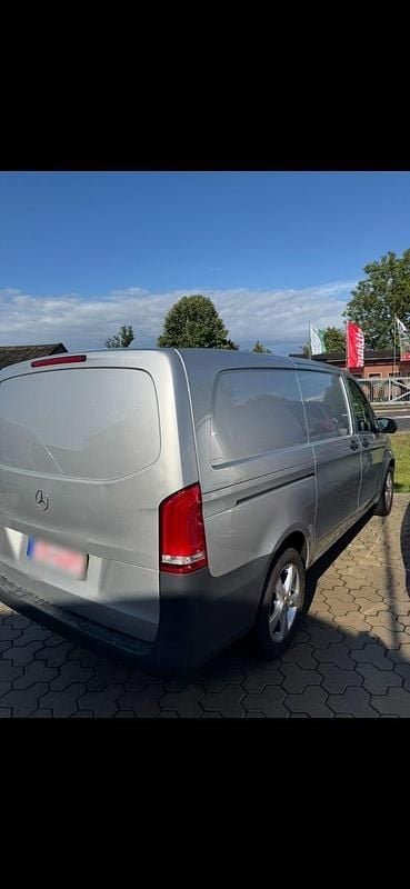 Gebraucht Mercedes Vito 136 PS (100 kW) 2019 Silber Van