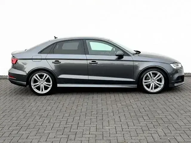 Gebraucht Audi A3 S-Line 150 PS (110 kW) 2020 Grau Limousine