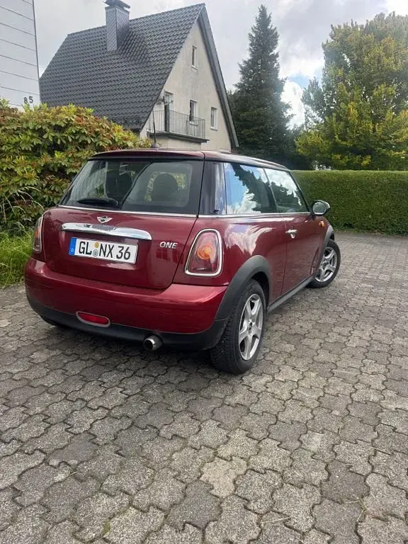 Gebraucht Mini ONE 95 PS (69 kW) 2007 Rot Kleinwagen