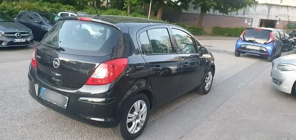 Gebraucht Opel Corsa Innovation 86 PS (63 kW) 2012 Schwarz Kleinwagen