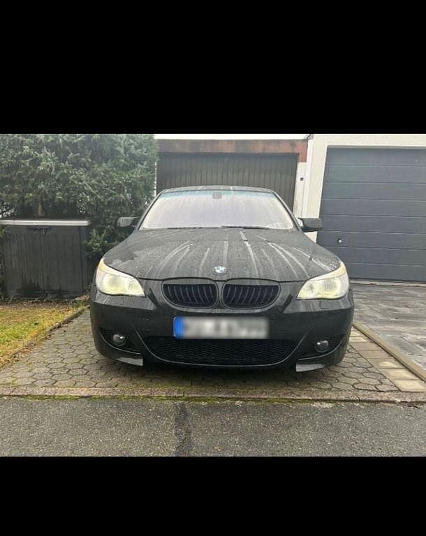 Schwarz Gebraucht 2003 BMW 545 Sport Line Limousine | 7.999 € (Fairer Preis) - Bild 1/4