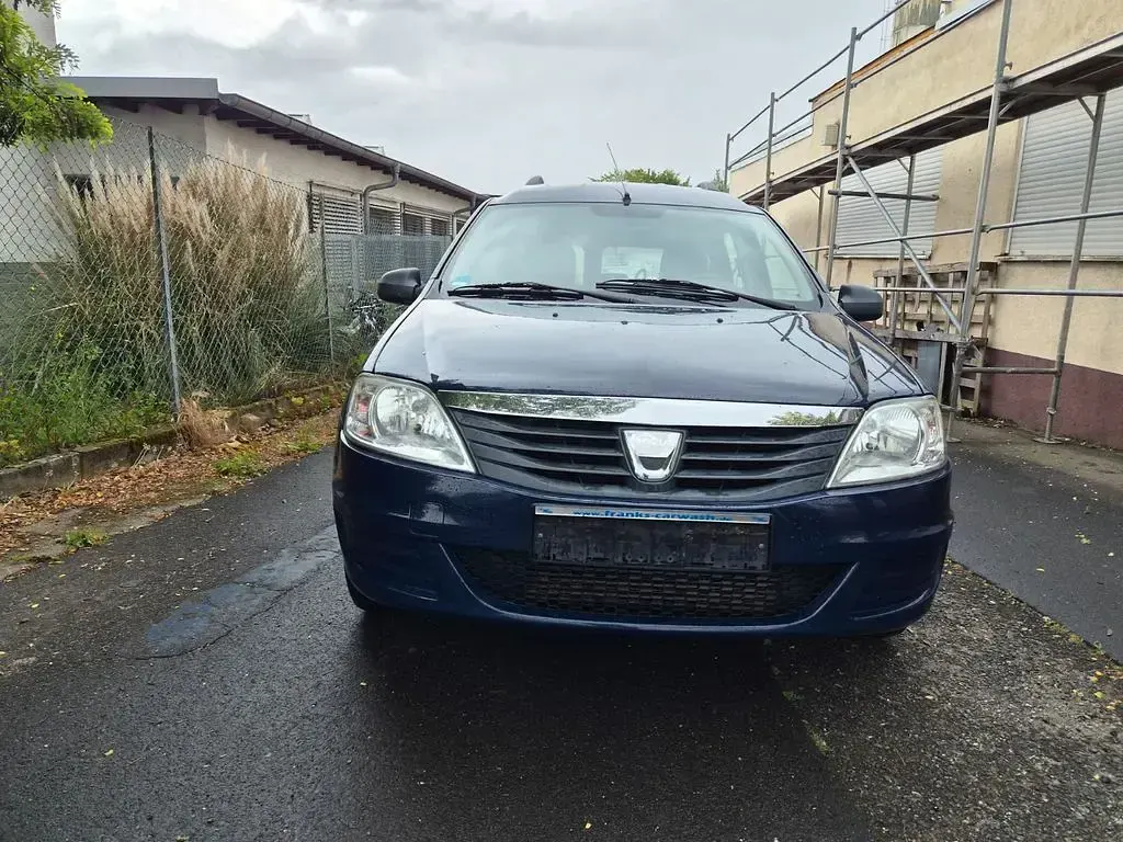 Gebraucht Dacia Logan Ambiance 86 PS (63 kW) 2010 Blau Kombi