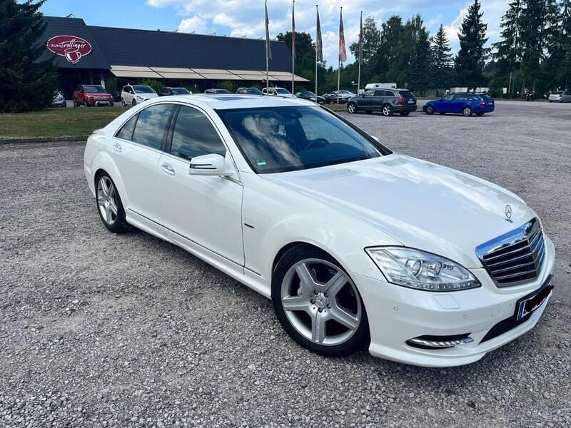 Weiß Gebraucht 2012 Mercedes S350 AMG Limousine | 24.000 € (Fairer Preis) - Bild 1/4