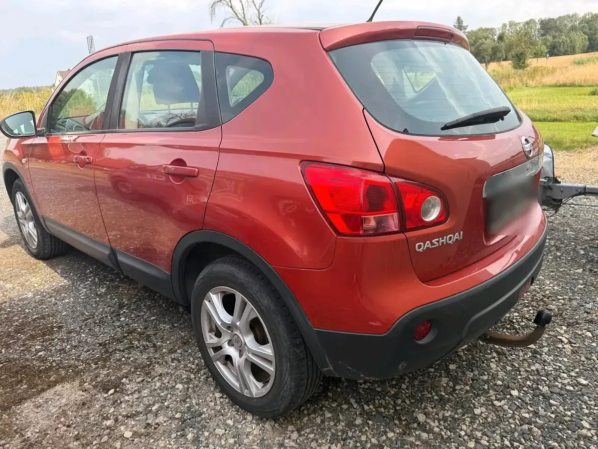 Gebraucht Nissan Qashqai Tekna 141 PS (103 kW) 2007 Rot SUV
