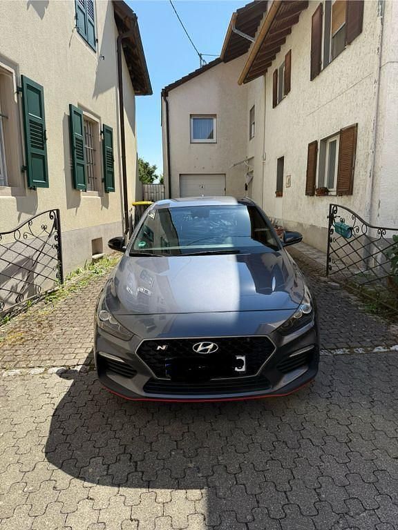 Grau Gebraucht 2020 Hyundai i30 N Performance Limousine | 24.499 € (Guter Preis) - Bild 1/4