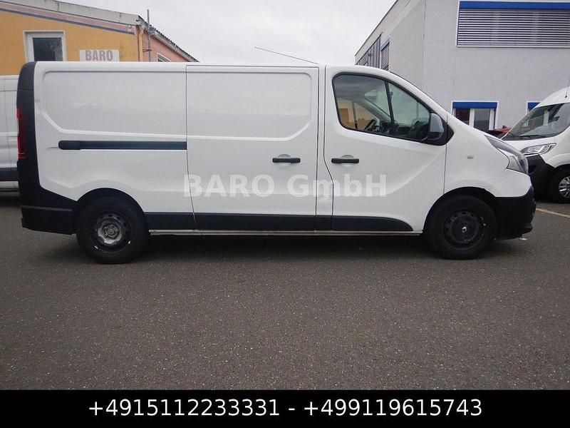 Gebraucht Renault Trafic Komfort 140 PS (102 kW) 2016 Weiß Van / Kleinbus