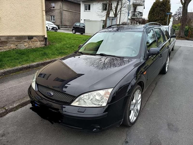 Schwarz Gebraucht 2003 Ford Mondeo Ghia Kombi | 2.500 € (Fairer Preis) - Bild 1/4