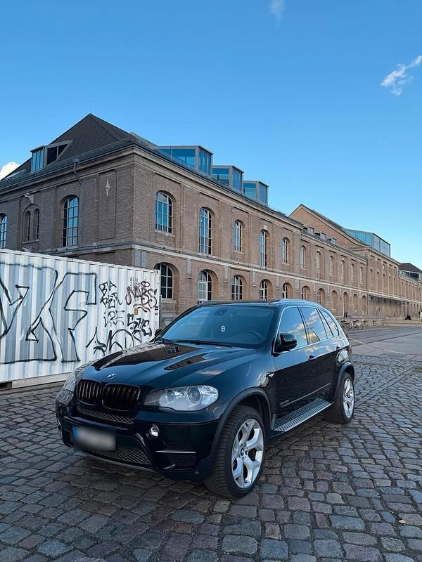 Second-hand BMW X5 306 CP (225 kW) 2010 Negru SUV
