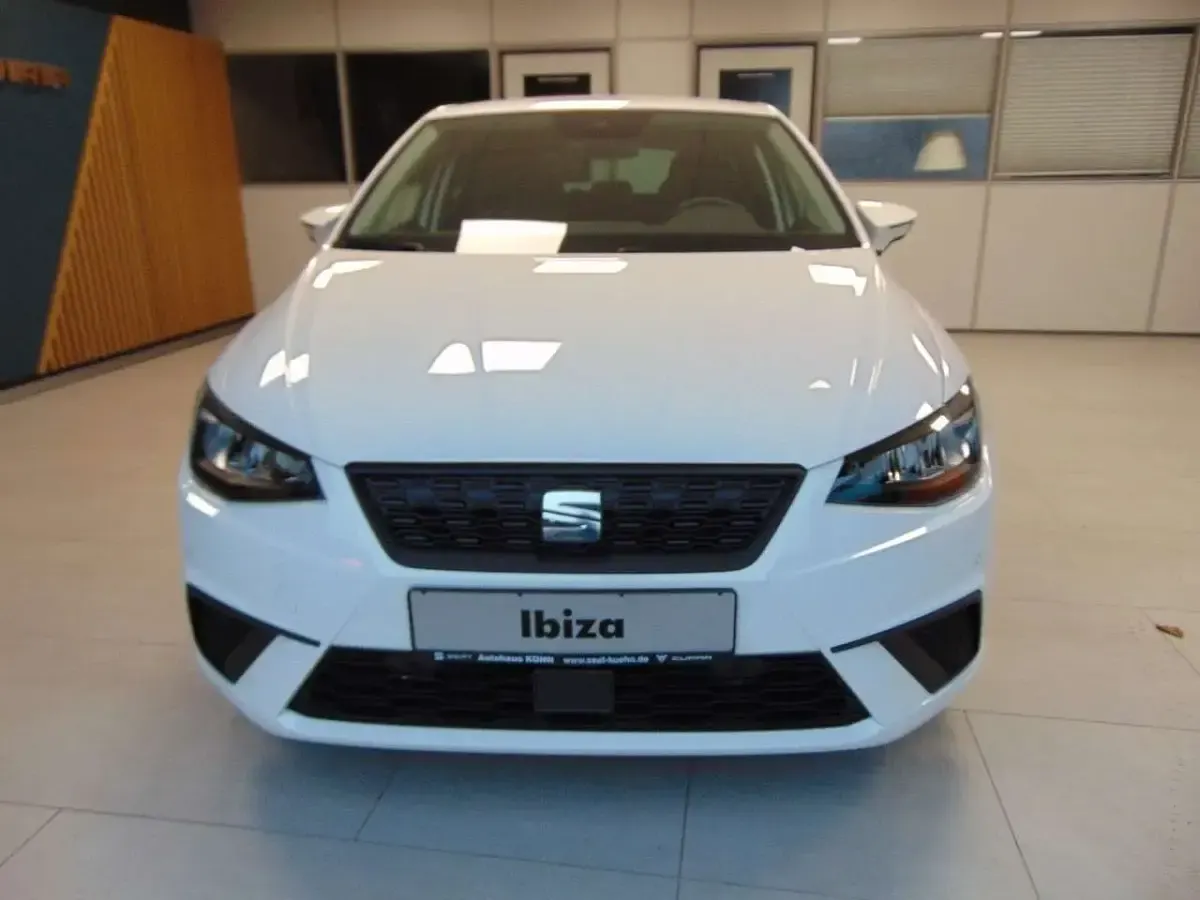 Neu Seat Ibiza 116 PS (85 kW) 2025 Weiß Limousine