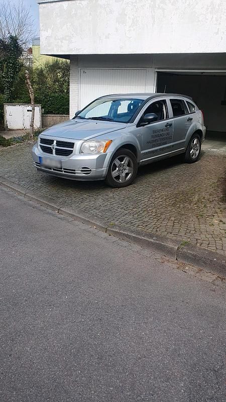 Gebraucht Dodge Caliber 150 PS (110 kW) 2010 Grau Kleinwagen