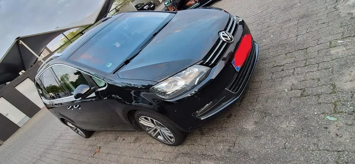 Gebraucht VW Sharan Life 140 PS (102 kW) 2014 Schwarz Van / Kleinbus