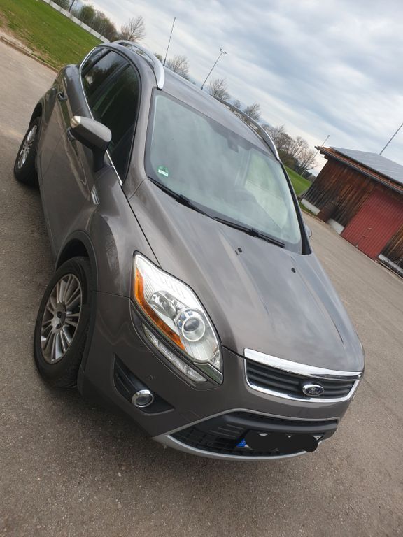 Braun Gebraucht 2012 Ford Kuga Titanium SUV | 9.500 € (Fairer Preis) - Bild 1/4