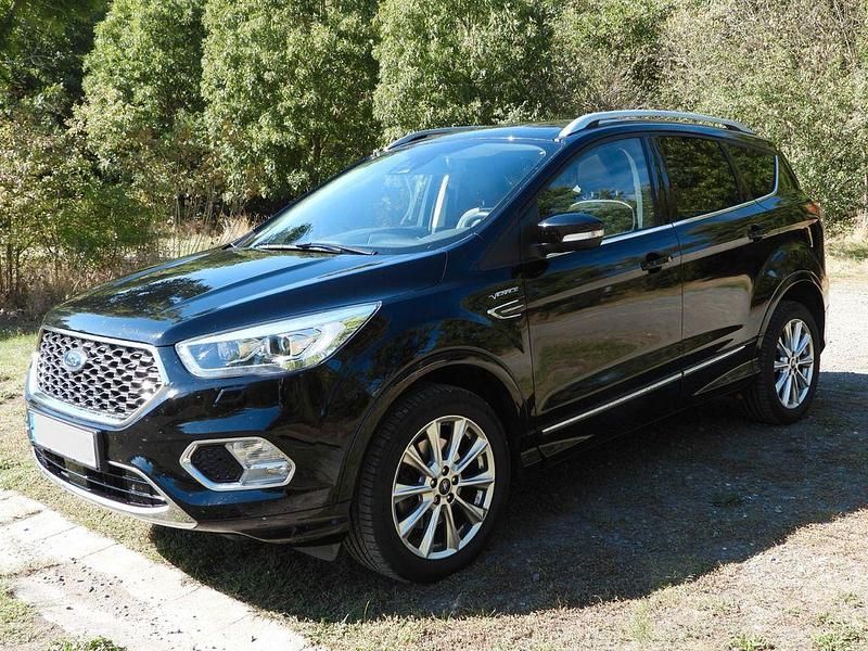 Schwarz Gebraucht 2018 Ford Kuga Vignale SUV | 21.500 € (Teuer) - Bild 1/4