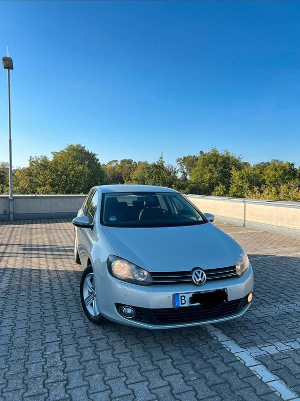 Silber Gebraucht 2009 VW Golf VI Comfortline Kombi | 5.000 € (Fairer Preis) - Bild 1/4