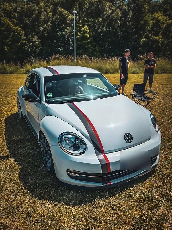 Weiß Gebraucht 2011 VW Beetle Edition Coupé | 11.150 € (Fairer Preis) - Bild 1/4